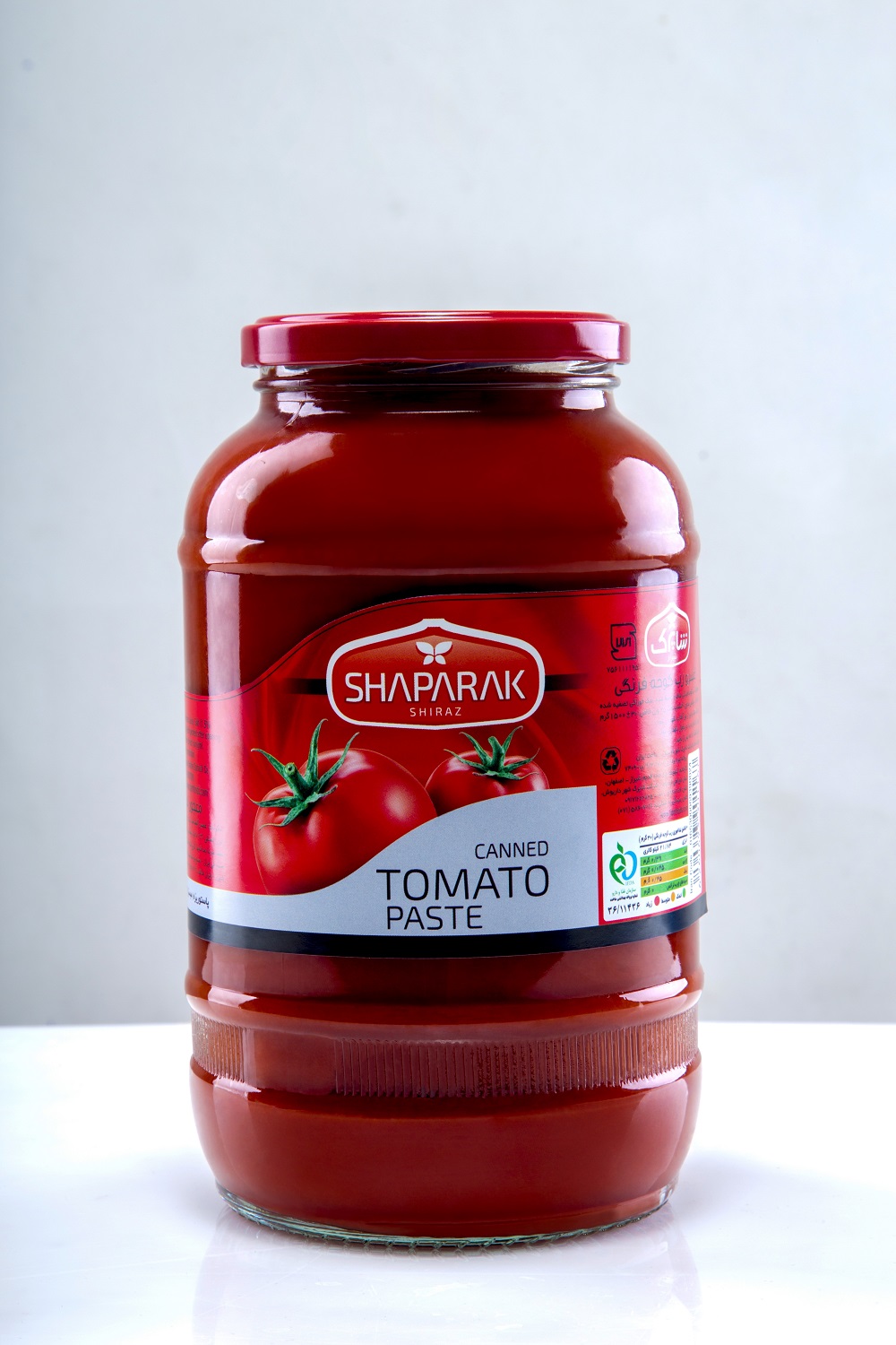 رب گوجه فرنگی 1600 گرمی شیشه ای شاپرک